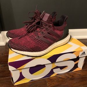 Womens Adidas Ultra Boost sz 7.5